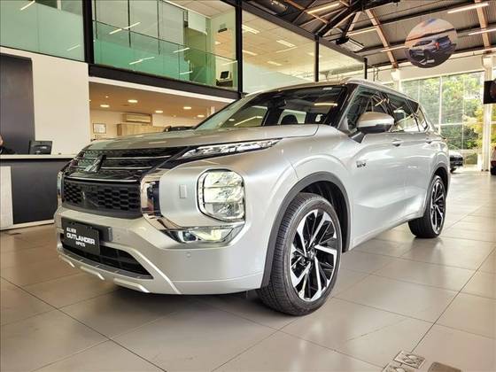 MITSUBISHI OUTLANDER 2.4 PHEV HPE-S S-AWC DHT